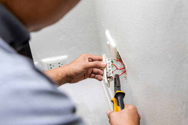 Professional Electrician in MA